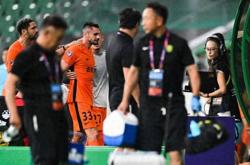 开云体育入口-云南队后卫受伤，球队争取通过补充优秀球员稳住局势