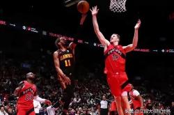 开云下载-老鹰击败小牛，取得胜利