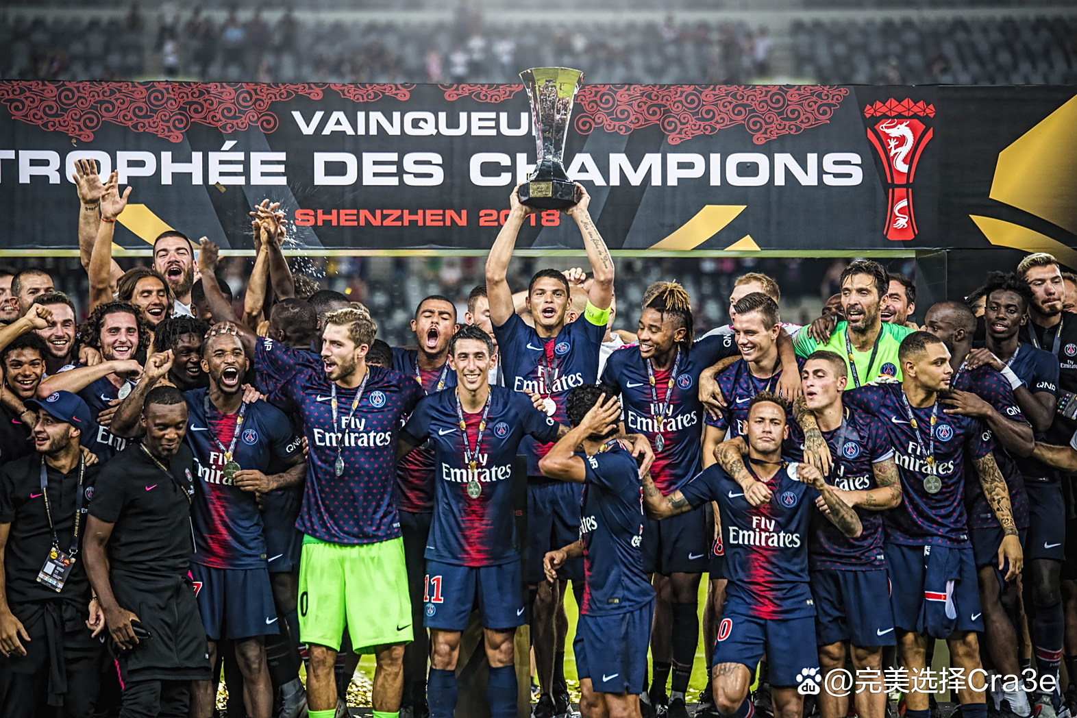 逆转多特蒙德,提前小组第一 逆转多特蒙德,提前小组第一