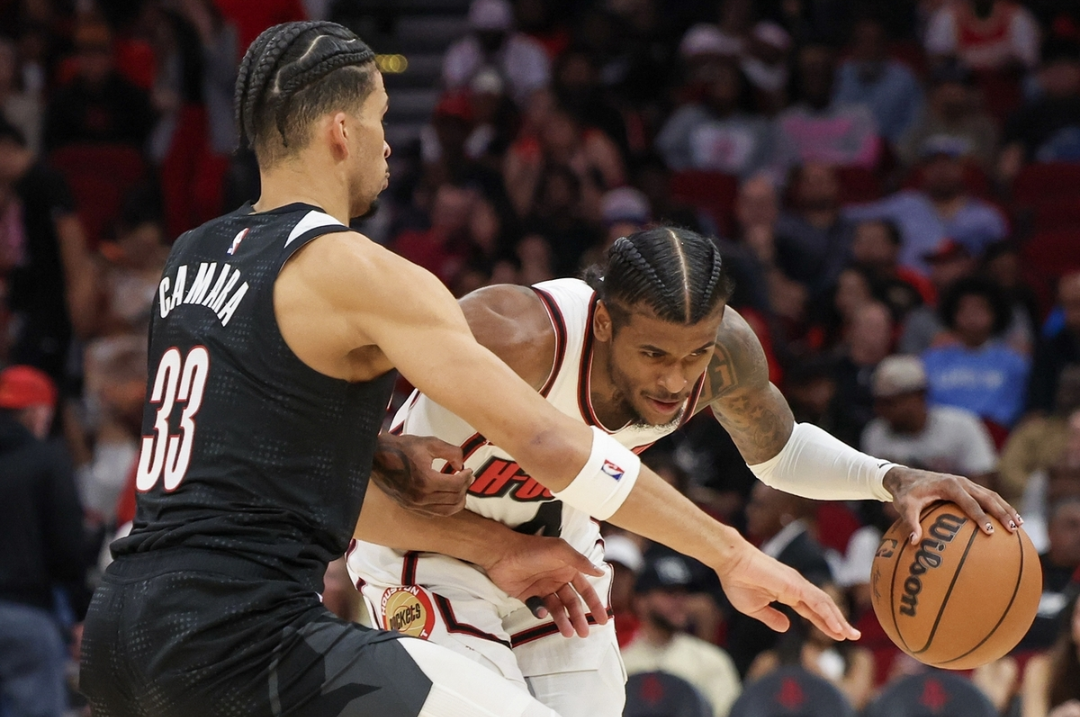 火箭击败开拓者，威斯特布鲁克28+13+10