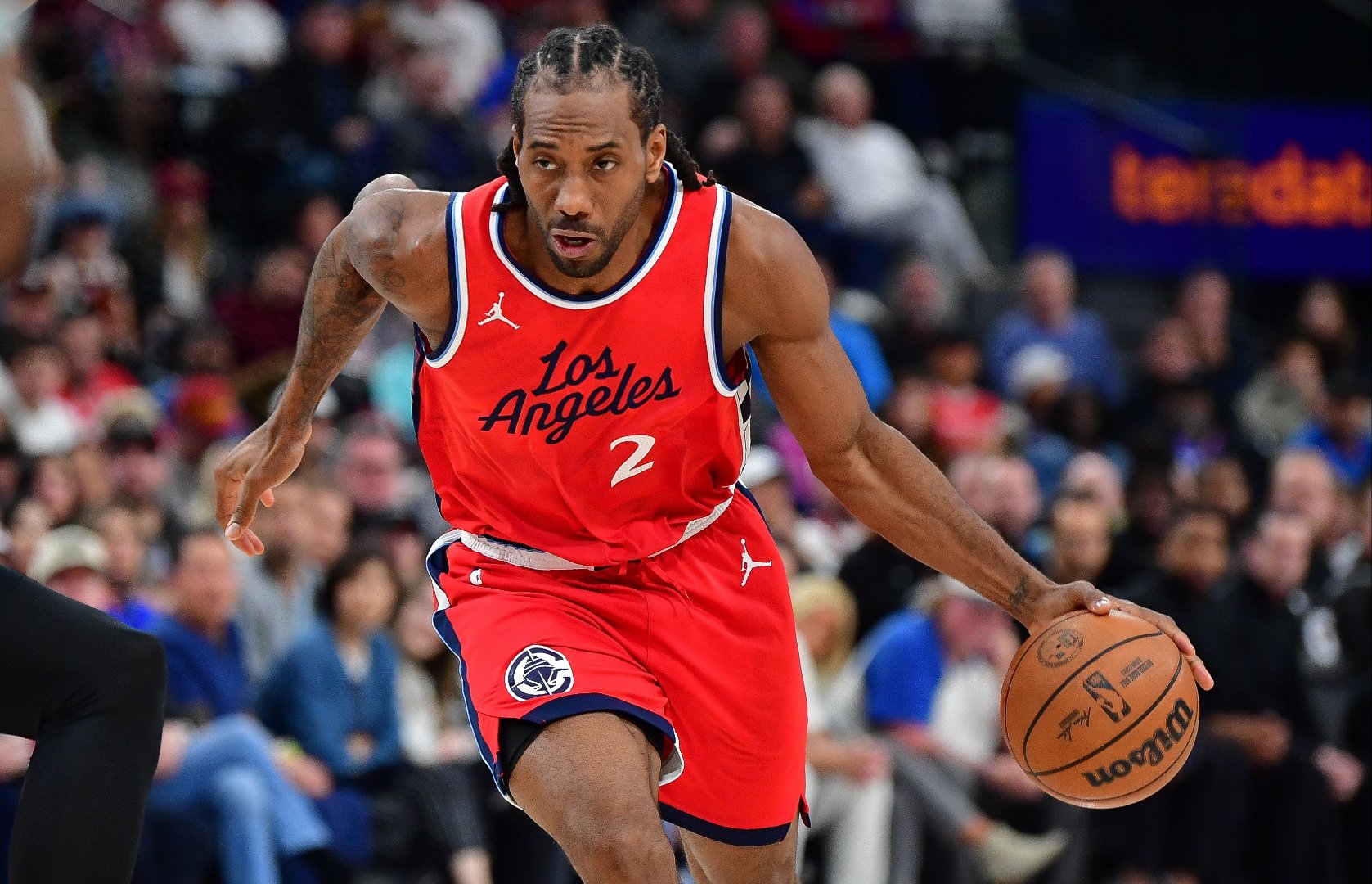 快船主场击败凯尔特人，莱昂纳德砍下35分的简单介绍