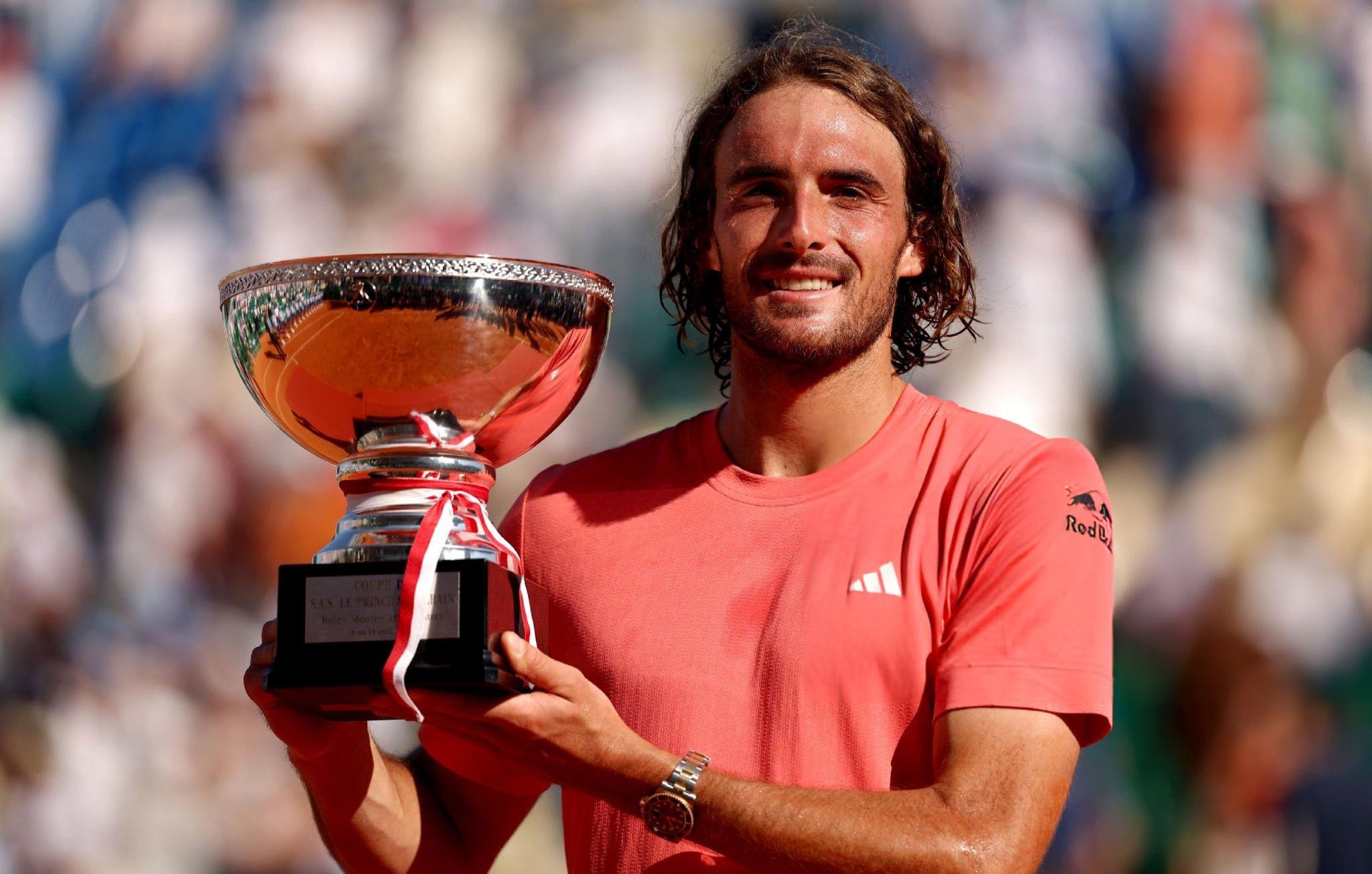 包含戴维斯杯鏖战ATP总决赛，西西帕斯状态火热的词条